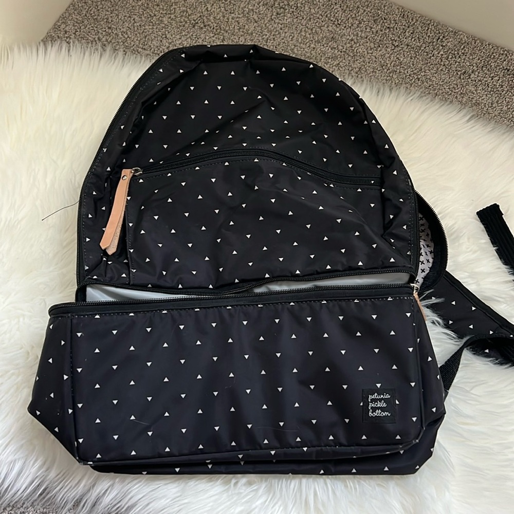 Petunia pickle bottle diaper bag- in really great condition only worn once